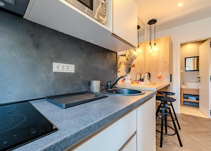 Dioniz Luxury 1 Daire *